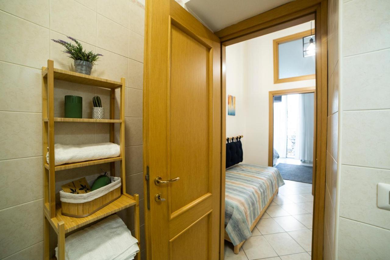 Апартаменти Bnb Al Centro E Meglio, Napoli Екстер'єр фото