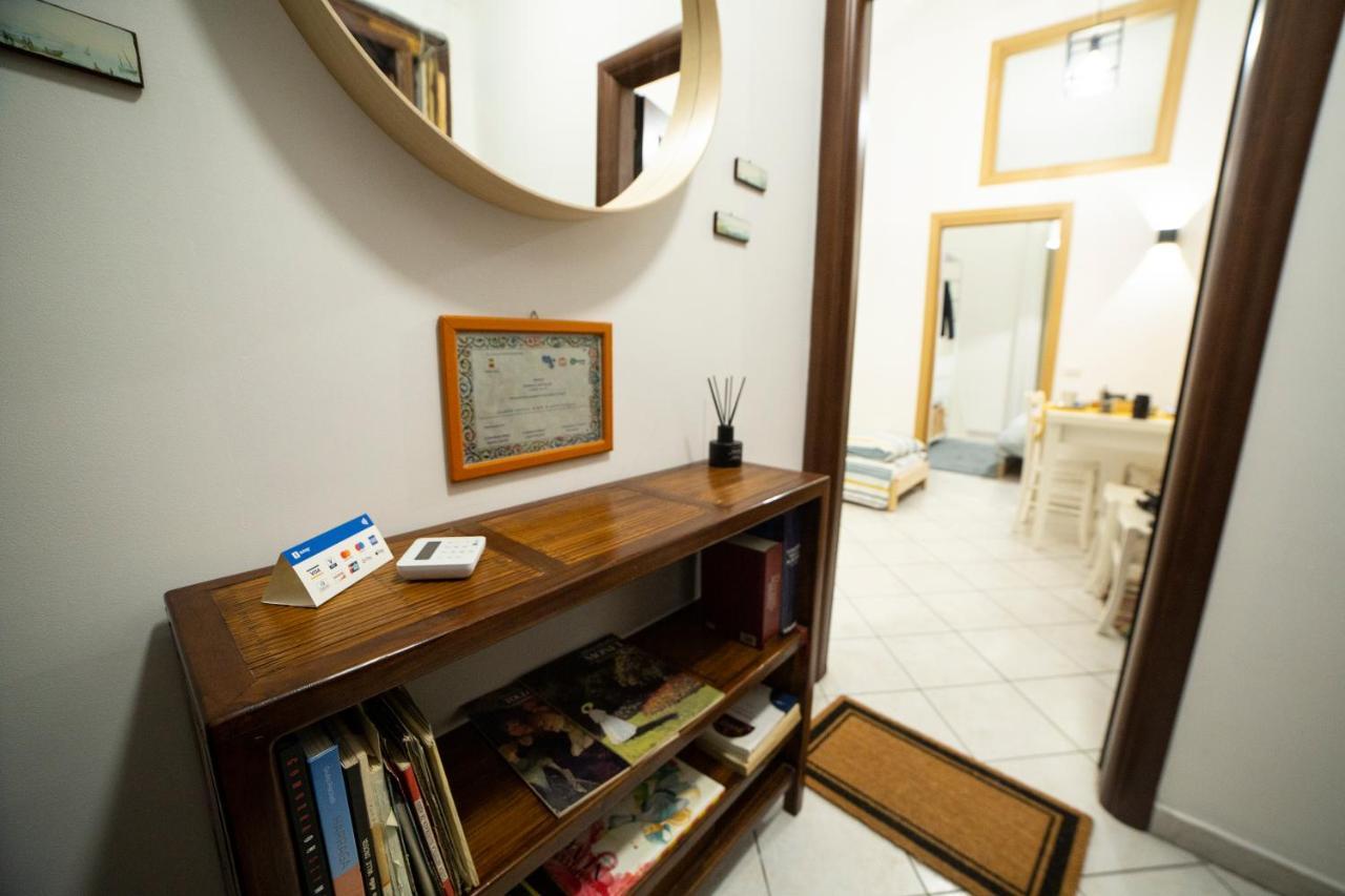 Апартаменти Bnb Al Centro E Meglio, Napoli Екстер'єр фото