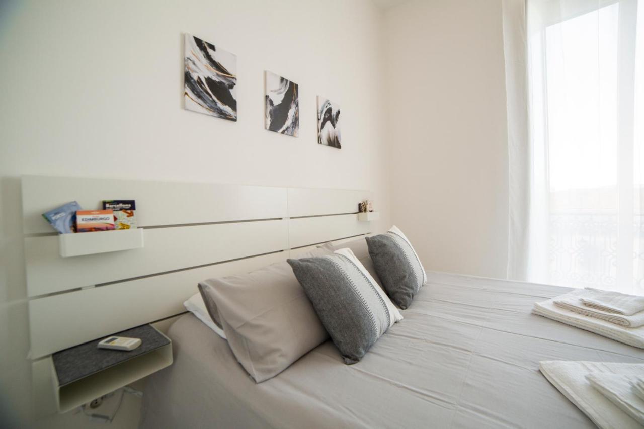 Апартаменти Bnb Al Centro E Meglio, Napoli Екстер'єр фото